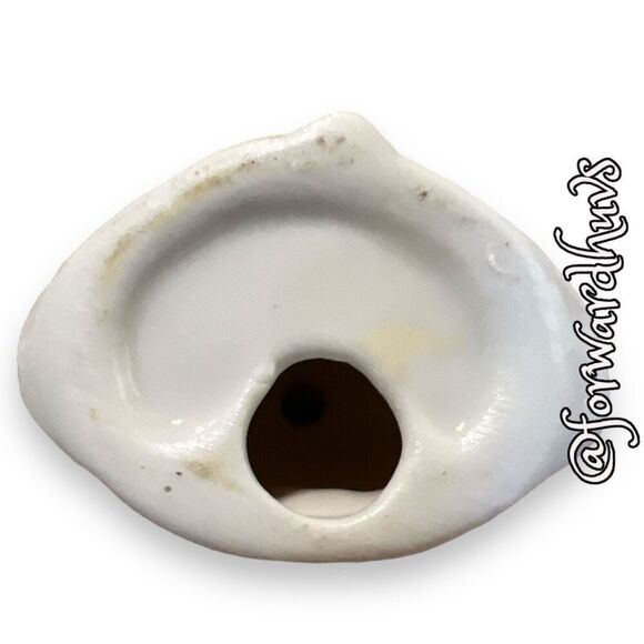 Elegant 5.5-Inch Porcelain Figurine of a Young Lady - Picture 7 of 9